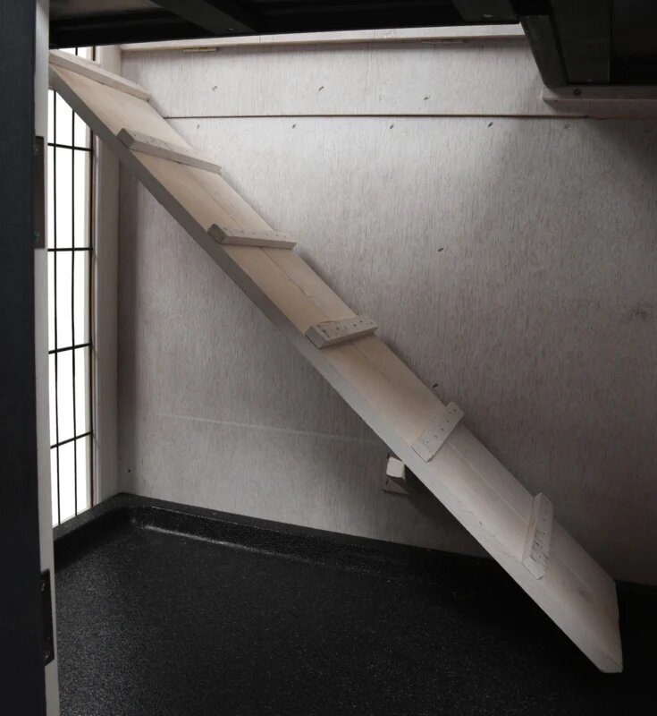 Konijnenhok Combi 1 Rustic Grijs &ndash; Compact buitenhok met verdieping