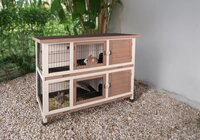 Konijnenhok Flamingo Combi 2 Urban &ndash; Dubbel Houten Buitenhok met 2 Afsluitbare Verdiepingen voor Konijnen 122x50x102 cm